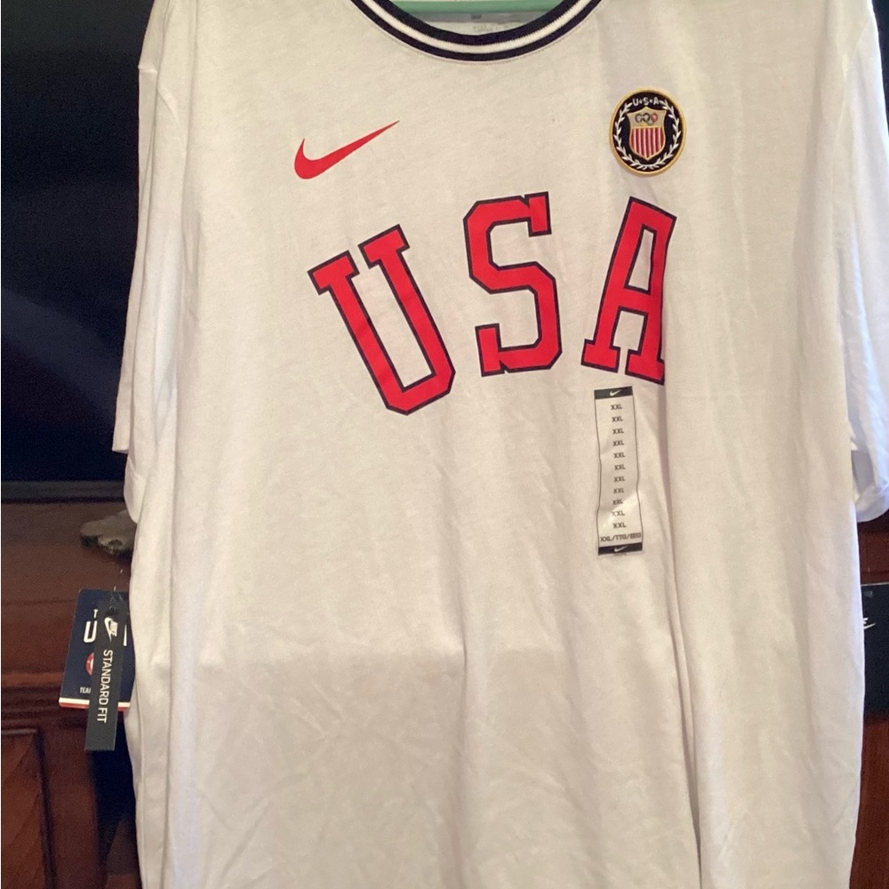 Nike Tee